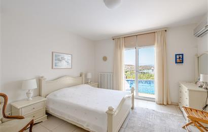 Bodrum Bardakçı Deniz Manzaralı ve Özel Havuzlu Kiralık Villa
