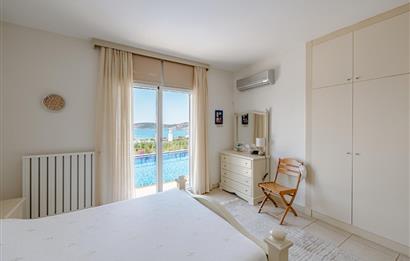 Bodrum Bardakçı Deniz Manzaralı ve Özel Havuzlu Kiralık Villa