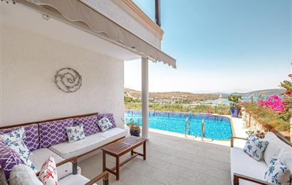 Bodrum Bardakçı Deniz Manzaralı ve Özel Havuzlu Kiralık Villa