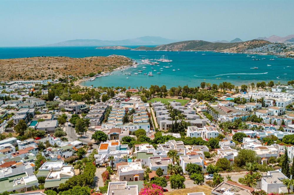 Bodrum Bardakçı Deniz Manzaralı ve Özel Havuzlu Kiralık Villa