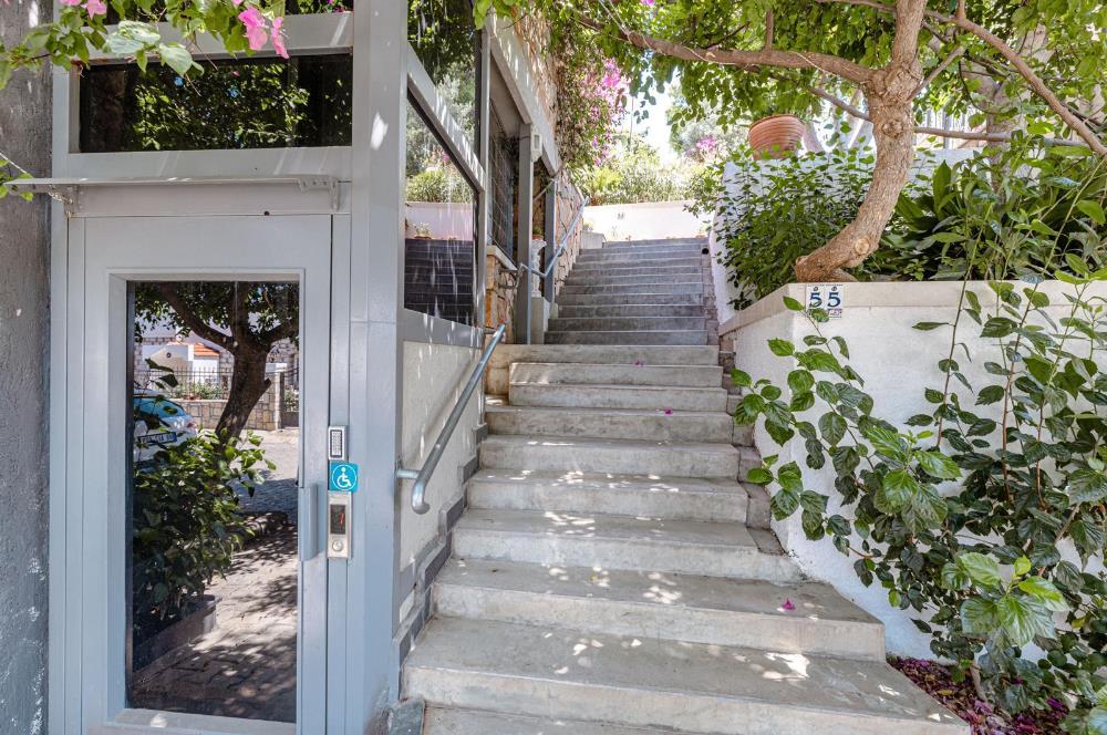 Bodrum Bardakçı Deniz Manzaralı ve Özel Havuzlu Kiralık Villa