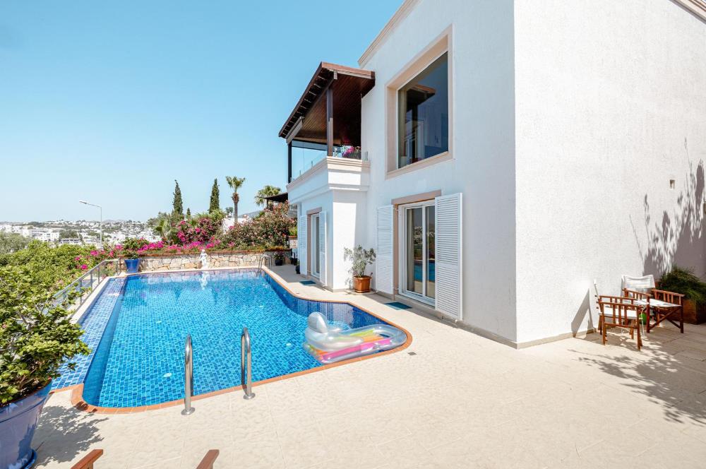 Bodrum Bardakçı Deniz Manzaralı ve Özel Havuzlu Kiralık Villa