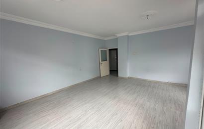 C21 UZMANDAN AYASOFYA DA ORMAN SİTESİ 2+1 SATILIK DAİRE