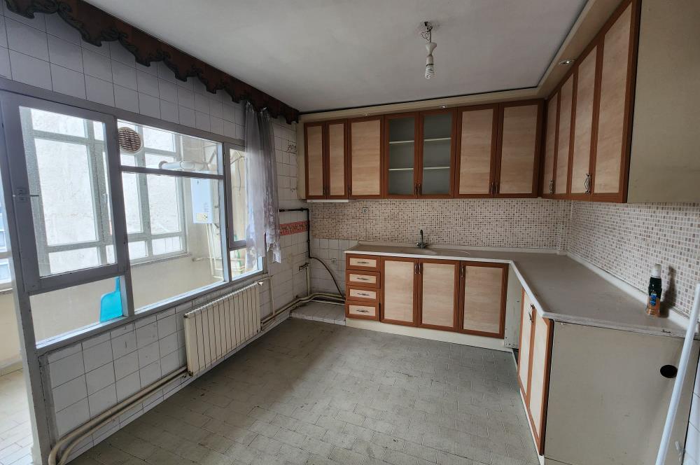 C21 LOFT'TAN EMEK CADDESİ ÜZERİ 2+1 KİRALIK DAİRE