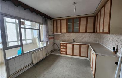 C21 LOFT'TAN EMEK CADDESİ ÜZERİ 2+1 KİRALIK DAİRE