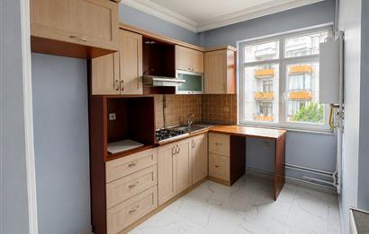 C21 UZMANDAN AYASOFYA DA ORMAN SİTESİ 2+1 SATILIK DAİRE
