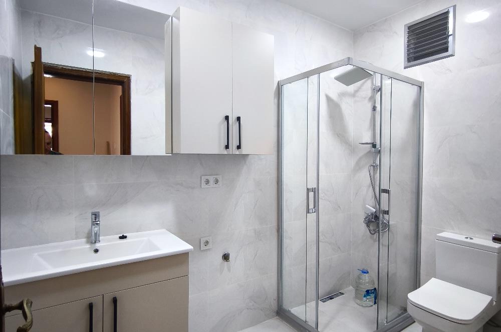 Kadıköy Altıyol'da Kiralık Ofis 3+1 