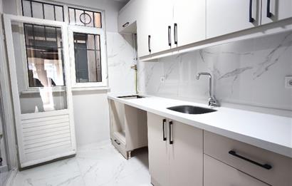 Kadıköy Altıyol'da Kiralık Ofis 3+1 