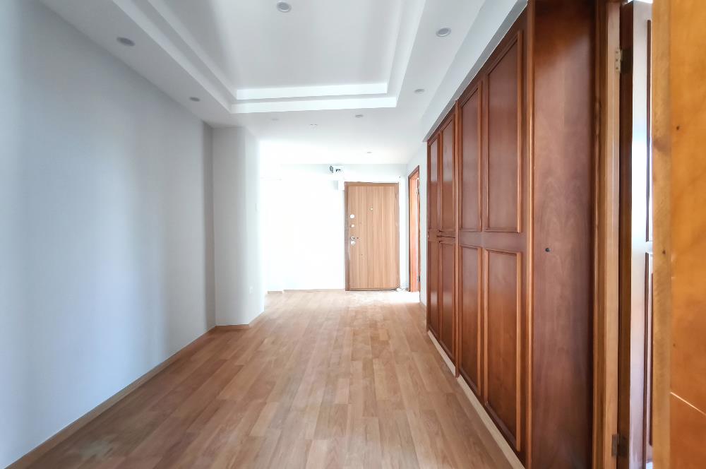 Kadıköy Altıyol'da Kiralık Ofis 3+1 