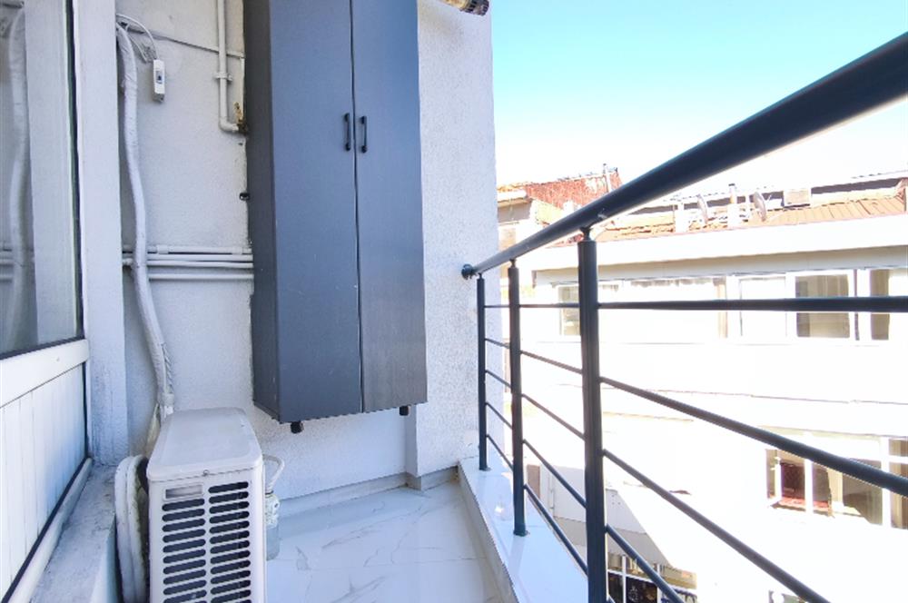 Kadıköy Altıyol'da Kiralık Ofis 3+1 