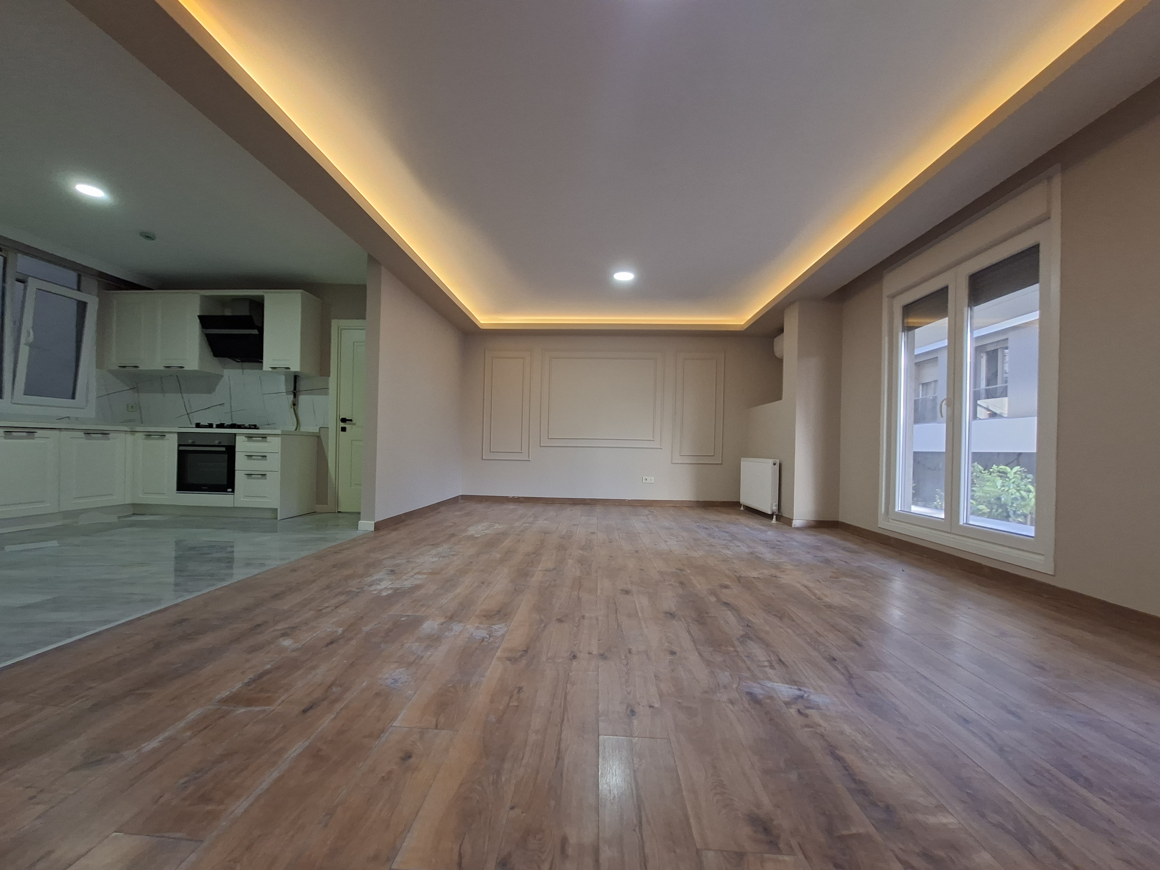 FERAH MAH. 3+1 BAHÇE KULLANIMLI 106m2 NET GÜVENLİK VE HAVUZLU