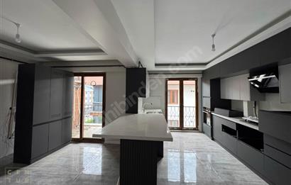 CENTURY21 DEN CUMHURİYETDE SATILIK 6+1 LÜKS 270 M² DUBLEKS DAİRE