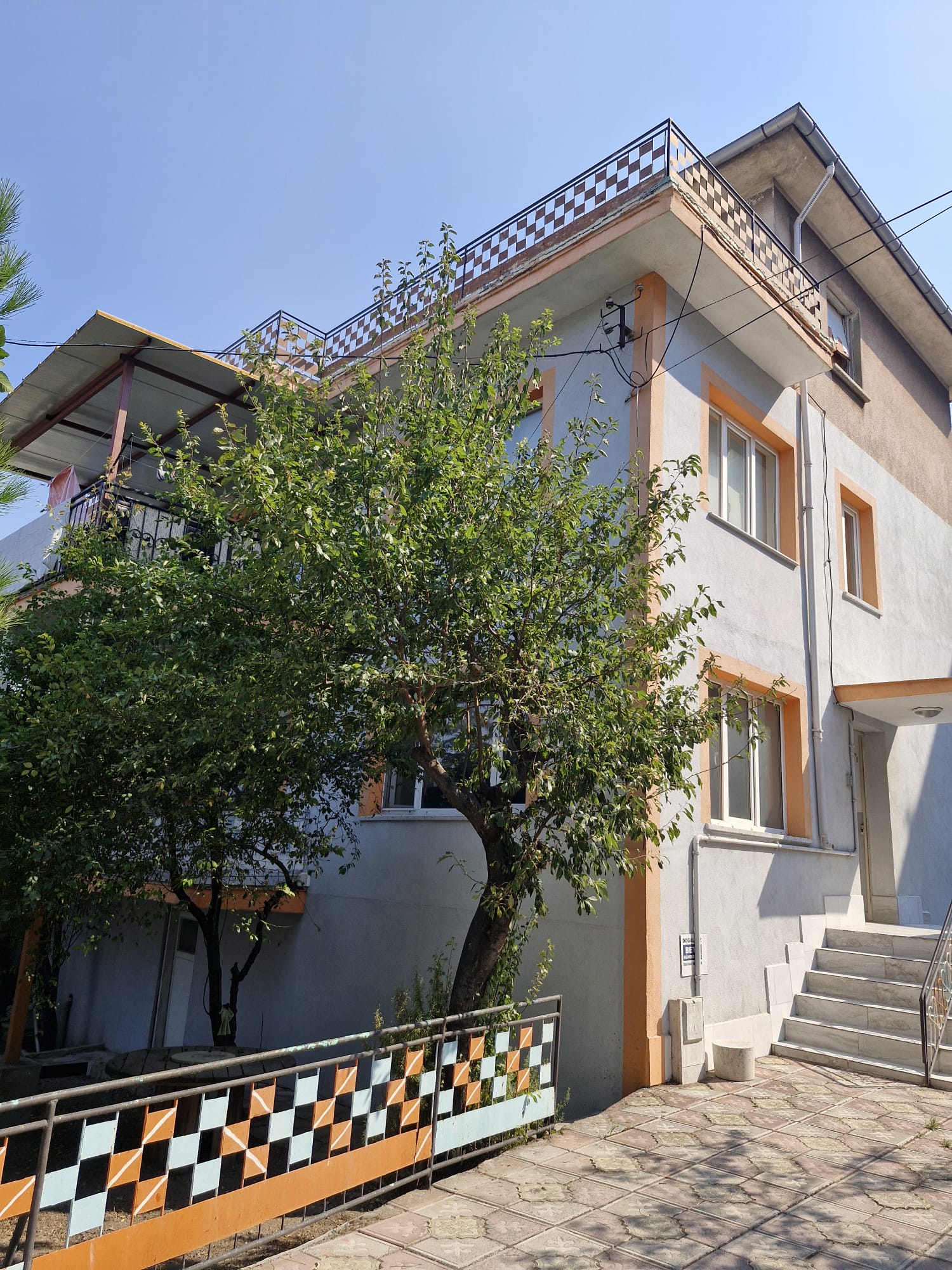 C21 BAL'dan SÜTLÜCE 3.ŞÖFÖR EVLER 3+1 KİRALIK DAİRE