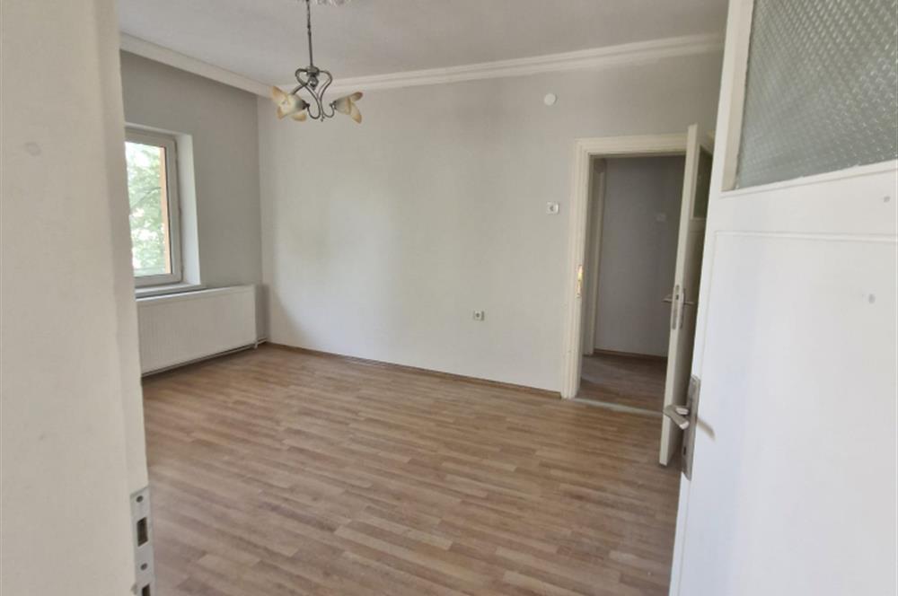 C21 BAL'dan SÜTLÜCE 3.ŞÖFÖR EVLER 3+1 KİRALIK DAİRE