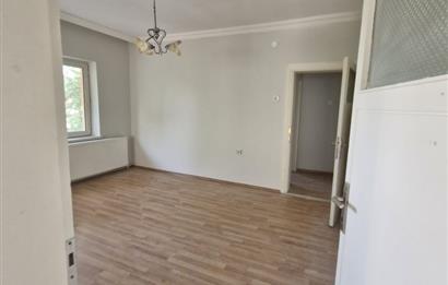 C21 BAL'dan SÜTLÜCE 3.ŞÖFÖR EVLER 3+1 KİRALIK DAİRE