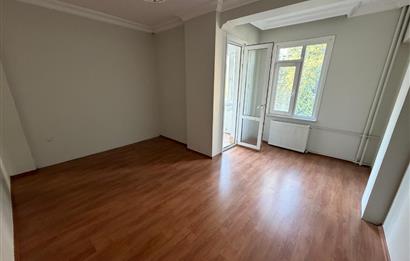 ŞEHRİN MERKEZİNDE MEDENİYET ÜNİ.KOMŞU SİTE İÇİ SATILIK 3+1 DAİRE