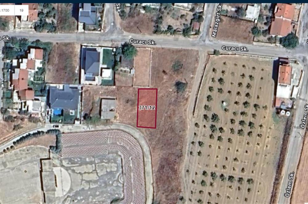 SUSURLUK/KARŞIYAKA/ 300m2 SATILIK VİLLA ARSASI C21 BAL'DA