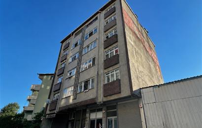 Esenkent Mahallesinde Yatırımlık ve Oturuma Uygun 2+1 Daire