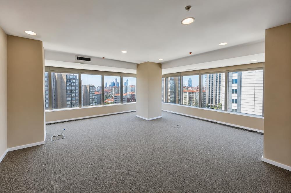 İstanbulun İş Merkezinde A+ Plaza Ofisi | D Plaza | 338 m²