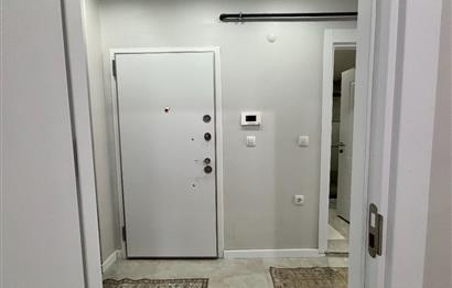 BURHANİYE MERKEZİ KONUMDA YENİ BİNADA EŞYALI KİRALIK 3+1