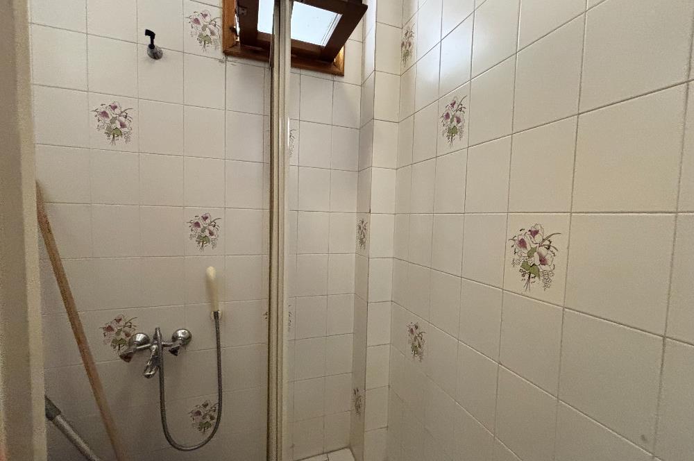 ACIBADEM CADDESİ’NDE ,CADDE CEPHELİ,155 M2,3+1 SATILIK ARA KAT