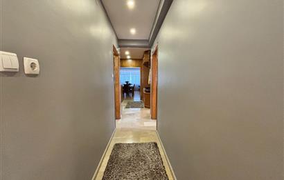 ACIBADEM CADDESİ’NDE ,CADDE CEPHELİ,155 M2,3+1 SATILIK ARA KAT