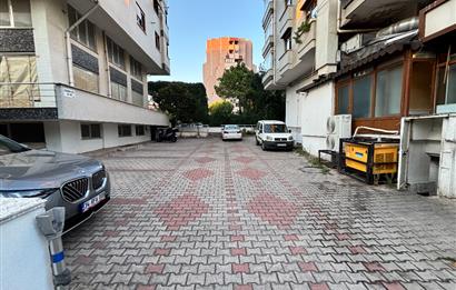 ACIBADEM CADDESİ’NDE ,CADDE CEPHELİ,155 M2,3+1 SATILIK ARA KAT