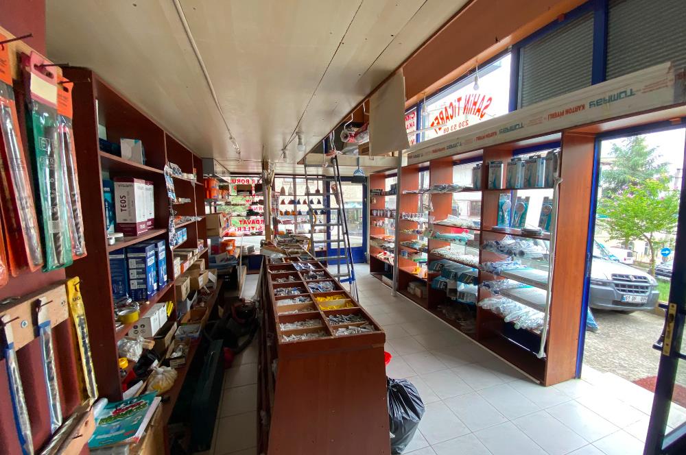 CADDE ÜZERİ SATILIK DÜKKAN TİCARİ POTANSİYELİ YÜKSEK