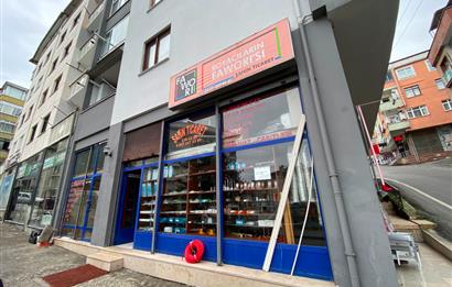 CADDE ÜZERİ SATILIK DÜKKAN TİCARİ POTANSİYELİ YÜKSEK