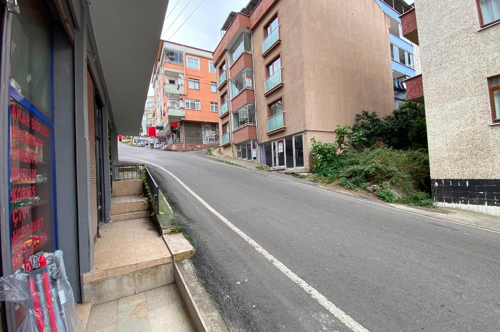 CADDE ÜZERİ SATILIK DÜKKAN TİCARİ POTANSİYELİ YÜKSEK