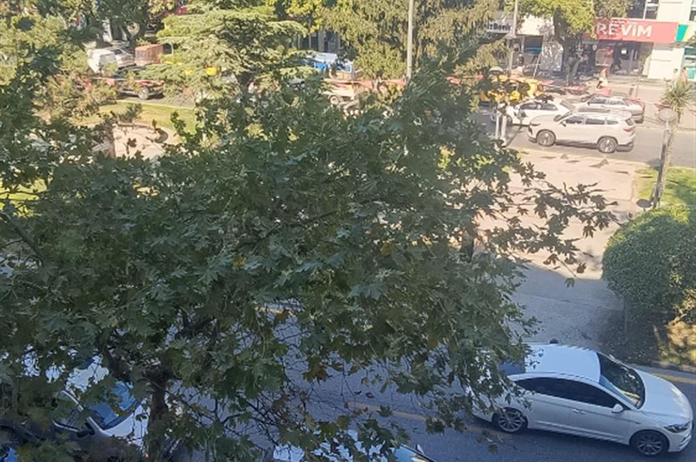 bulvara 3 odalı ofis