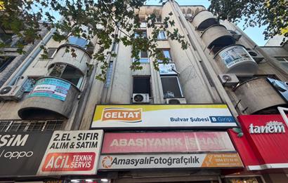 bulvara 3 odalı ofis