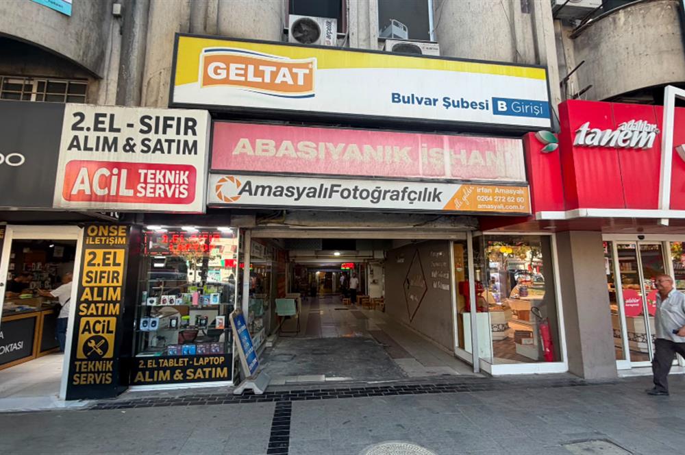 bulvara 3 odalı ofis