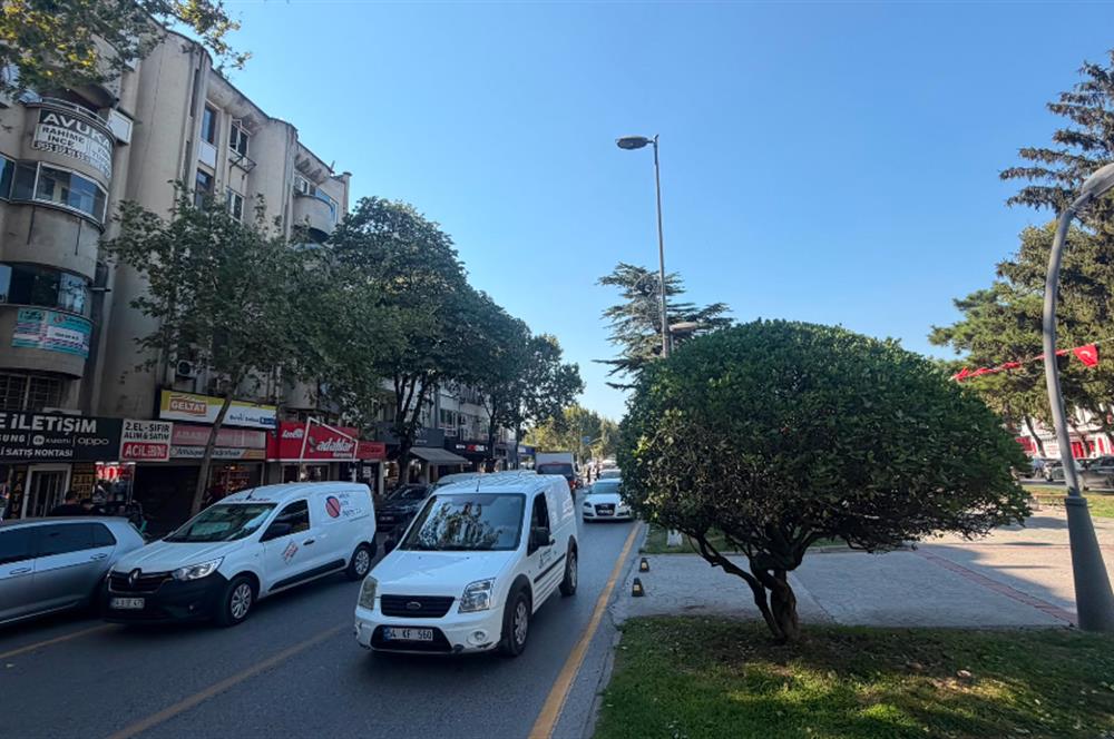 bulvara 3 odalı ofis