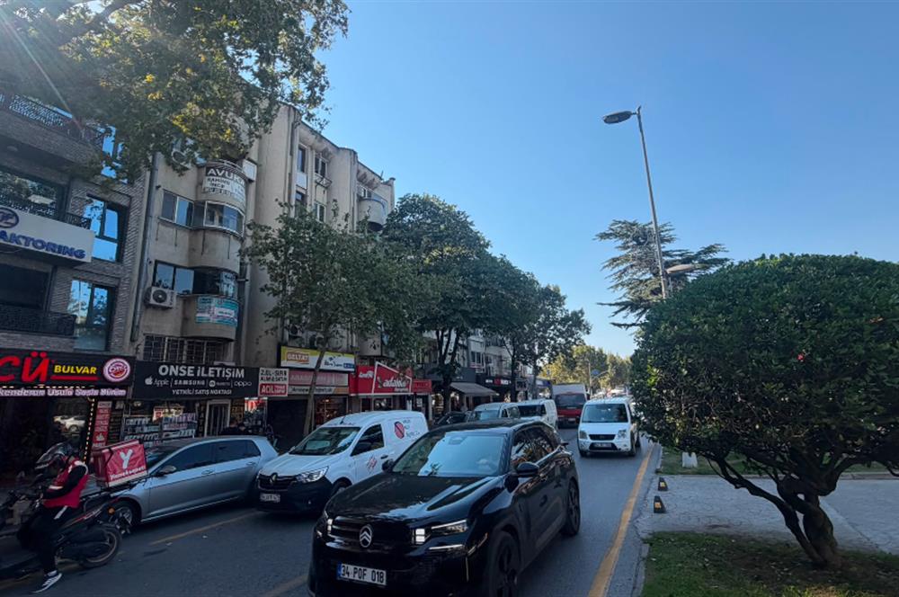 bulvara 3 odalı ofis