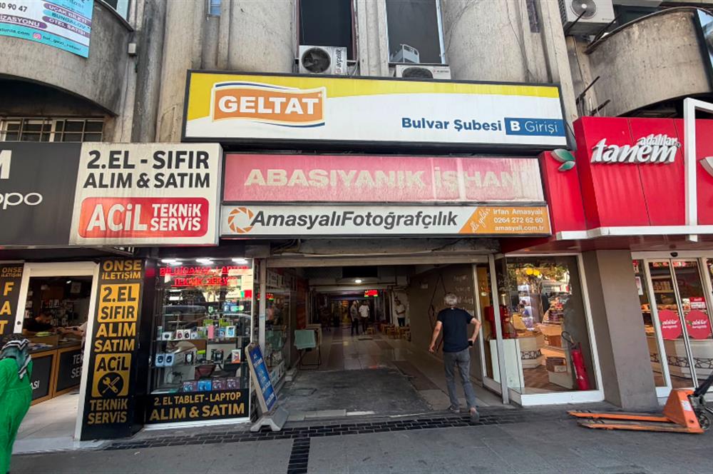 bulvara 3 odalı ofis