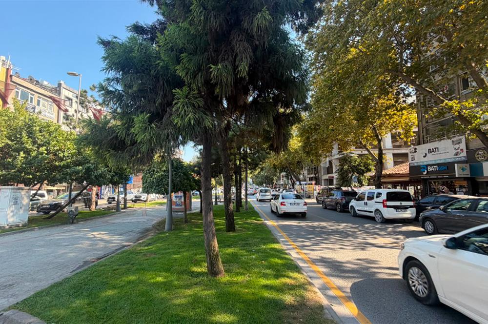 bulvara 3 odalı ofis