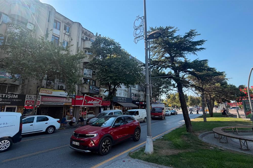 bulvara 3 odalı ofis