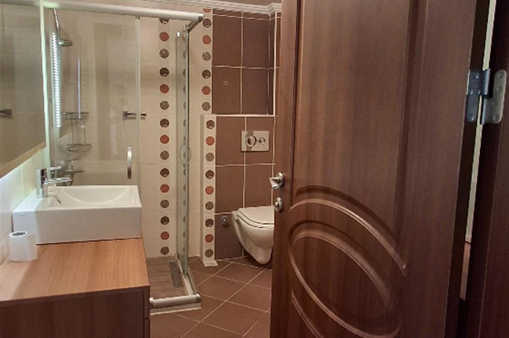 ACIBADEM GENÇ SOKAKTA KİRALIK DAİRE 