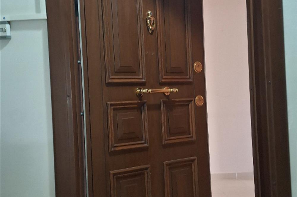 ACIBADEM GENÇ SOKAKTA KİRALIK DAİRE 