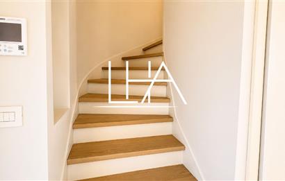 C21'DEN LARUS LOFT SİTESİ'NDE İÇ CEPHEYE BAKAN FULL EŞYALI DAİRE
