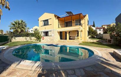 Kuşadası Samos Villalarında Özel Havuzlu,Geniş Bahçeli 4+1 Villa