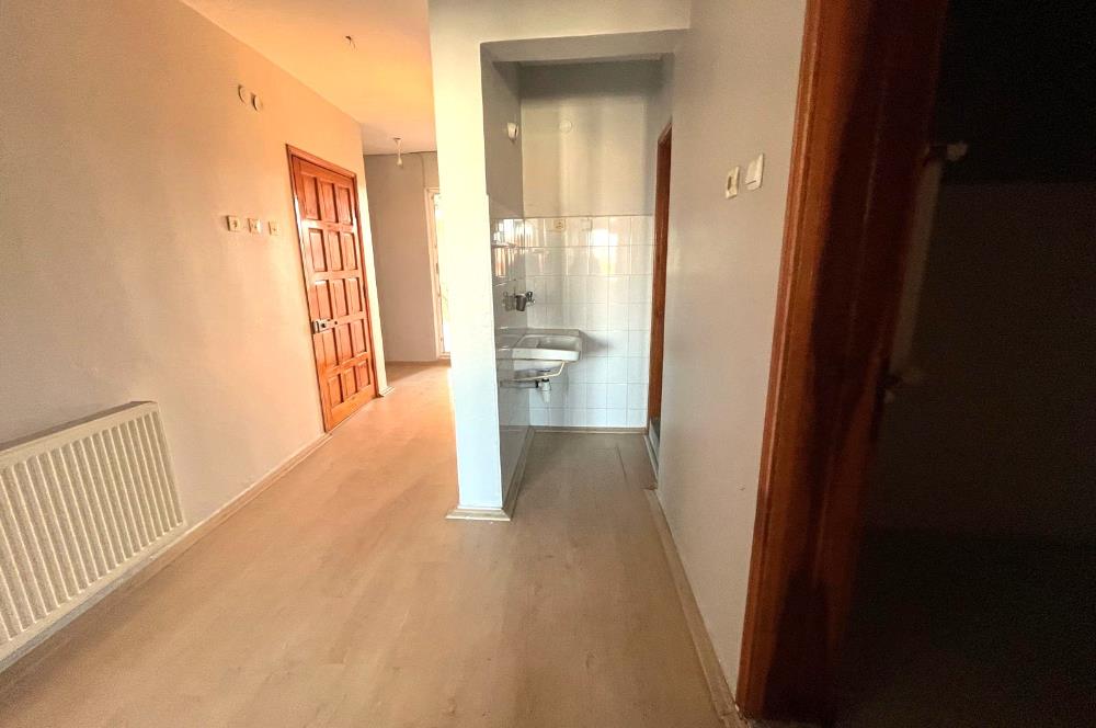 C21 Bal'dan Kayabey Mah.'de Teras Kullanımlı Kiralık 2+1 Daire