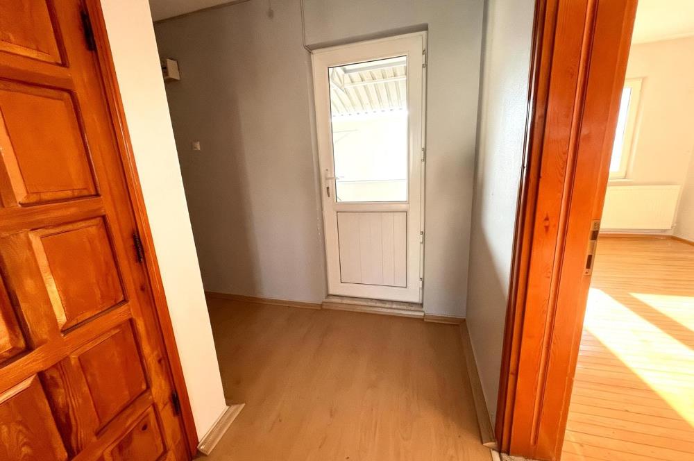C21 Bal'dan Kayabey Mah.'de Teras Kullanımlı Kiralık 2+1 Daire