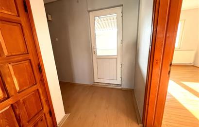 C21 Bal'dan Kayabey Mah.'de Teras Kullanımlı Kiralık 2+1 Daire