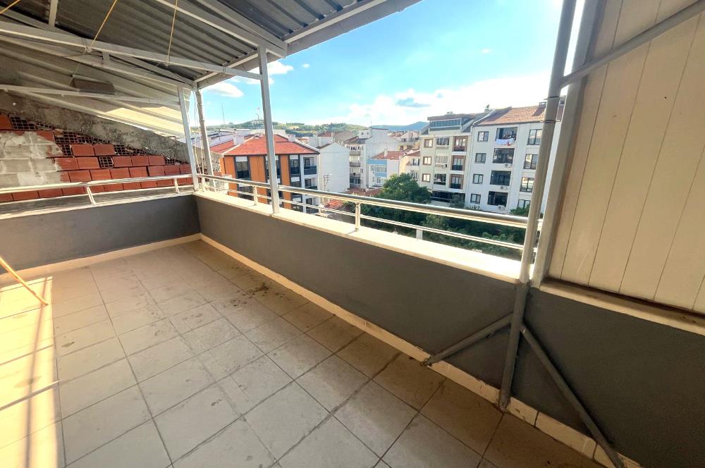 C21 Bal'dan Kayabey Mah.'de Teras Kullanımlı Kiralık 2+1 Daire