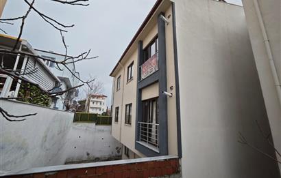  NEF YAKINI DİNKÇİLER MAHALLESİNDE   KİRALIK  EŞYALI 1+1 DAİRE CENTURY 21 BAL'DAN 