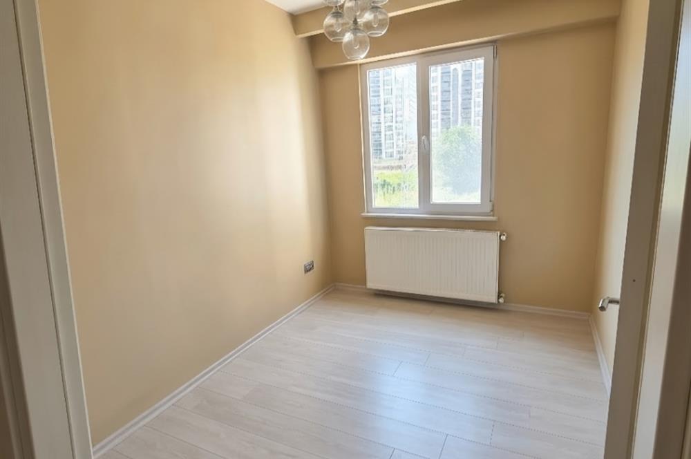 CENTURY 21'DEN 140 M² CUMHURİYETTE 3+1 SATILIK DAİRE