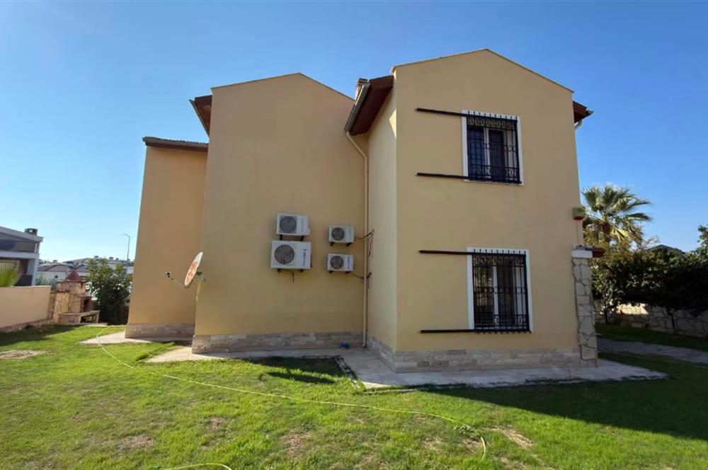 Kuşadası Samos Villalarında Özel Havuzlu,Geniş Bahçeli 4+1 Villa