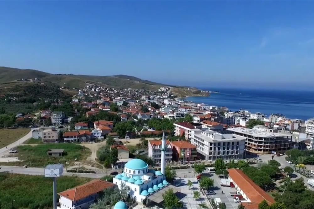 AVŞA MERKEZDE İSKELEYE ÇOK YAKIN DENİZ MANZARALI 670 m² HİSSE
